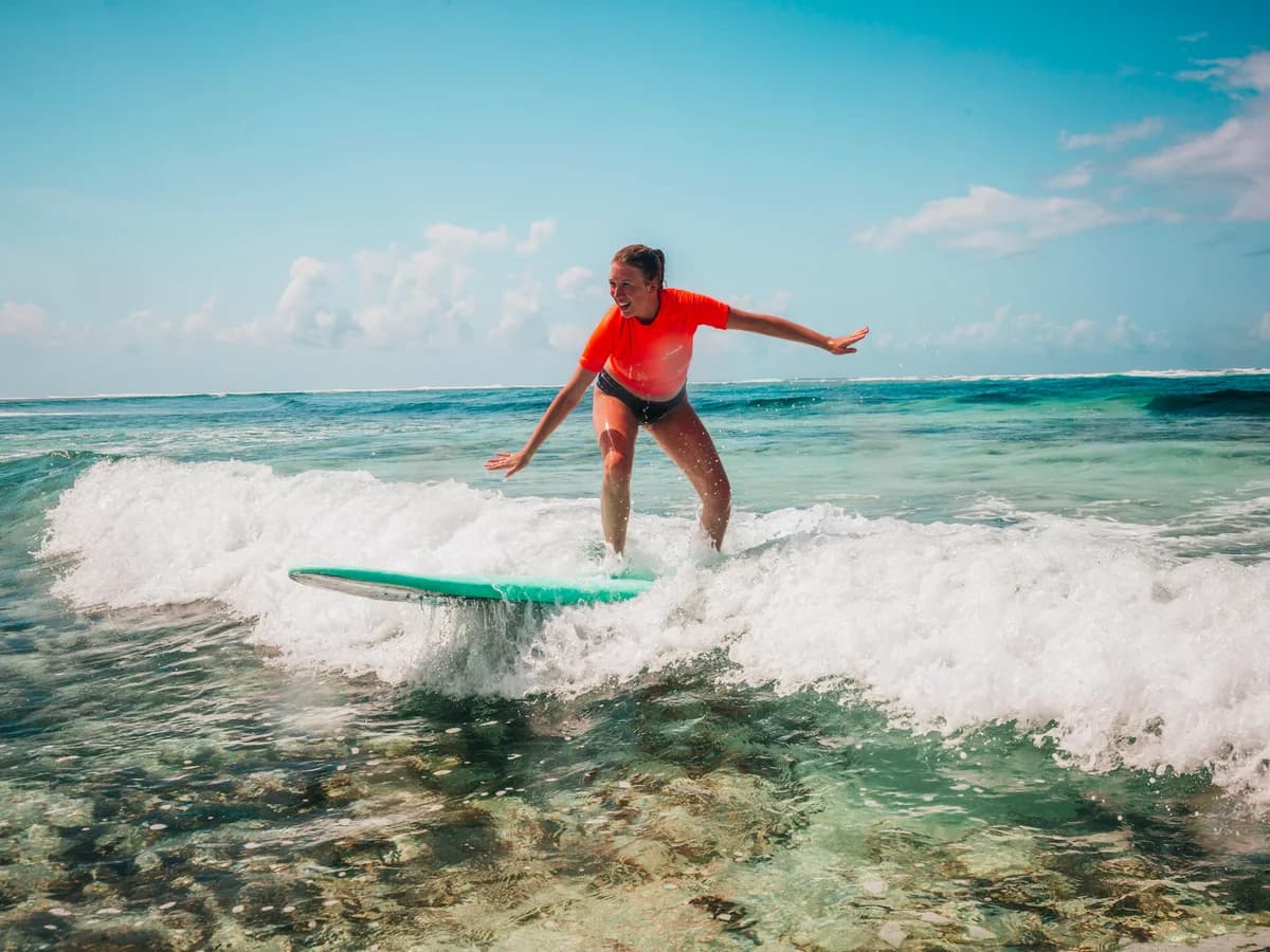 Aquaholics Zanzibar surf camp