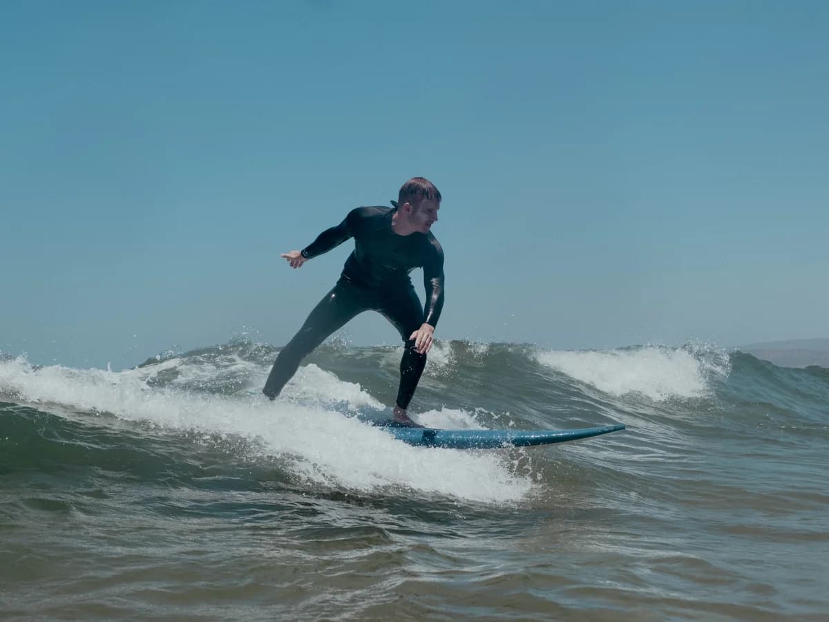 Azul Guesthouse surf camp