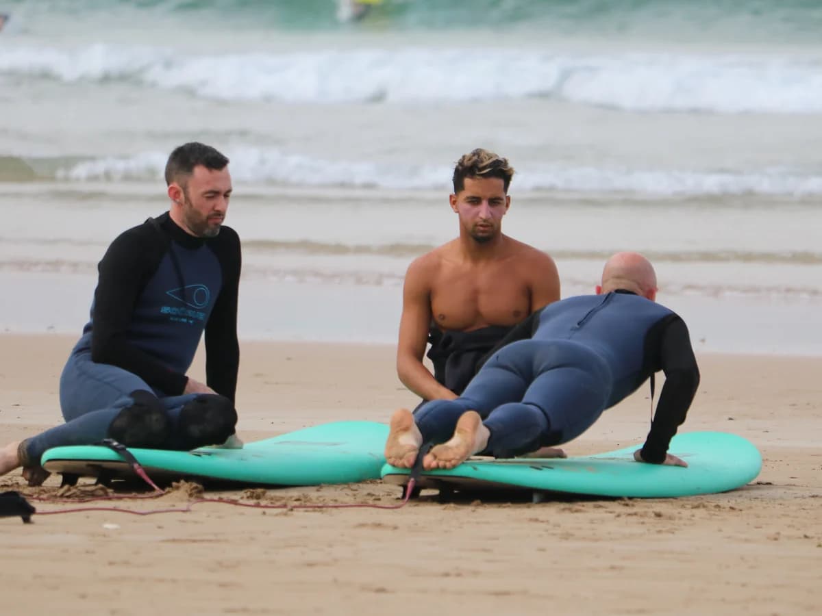 Azul Guesthouse surf camp