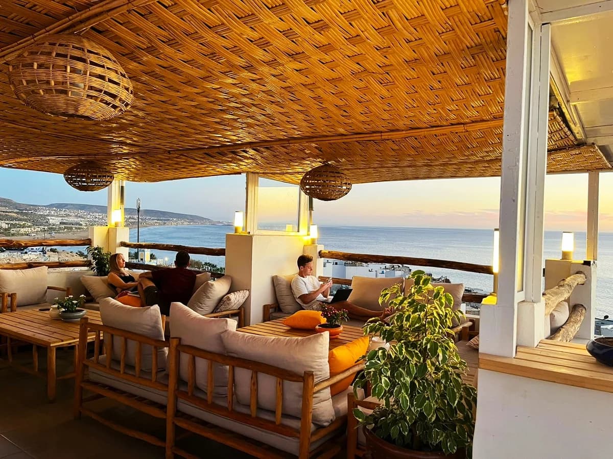 BigBlue Surf Hostel & Coworking Space surf camp