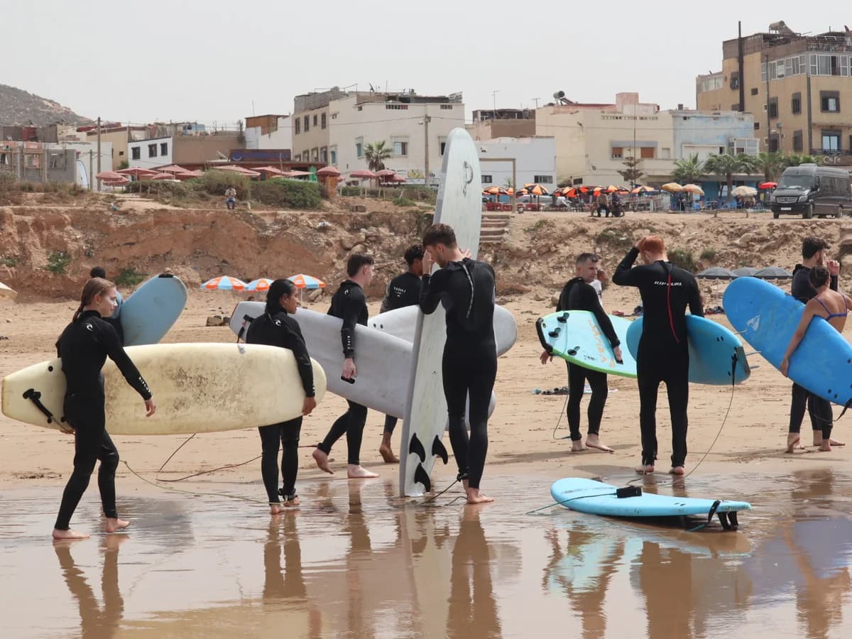 Bluerina Camp Hostel surf camp