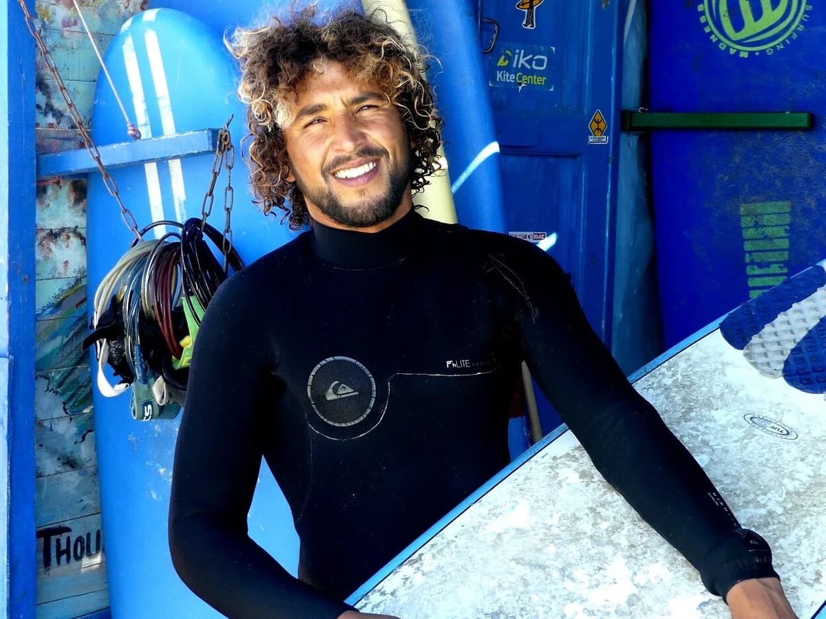 Ibi surf house SARL surf camp