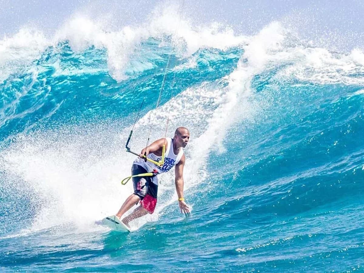 Kiteglobing surf camp