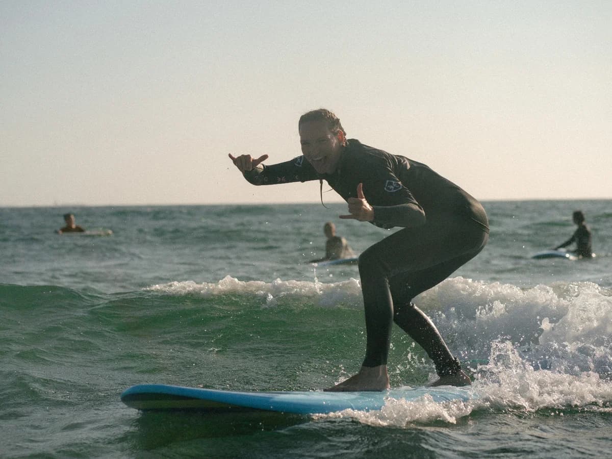 Linha de Onda - Surf Experience surf camp