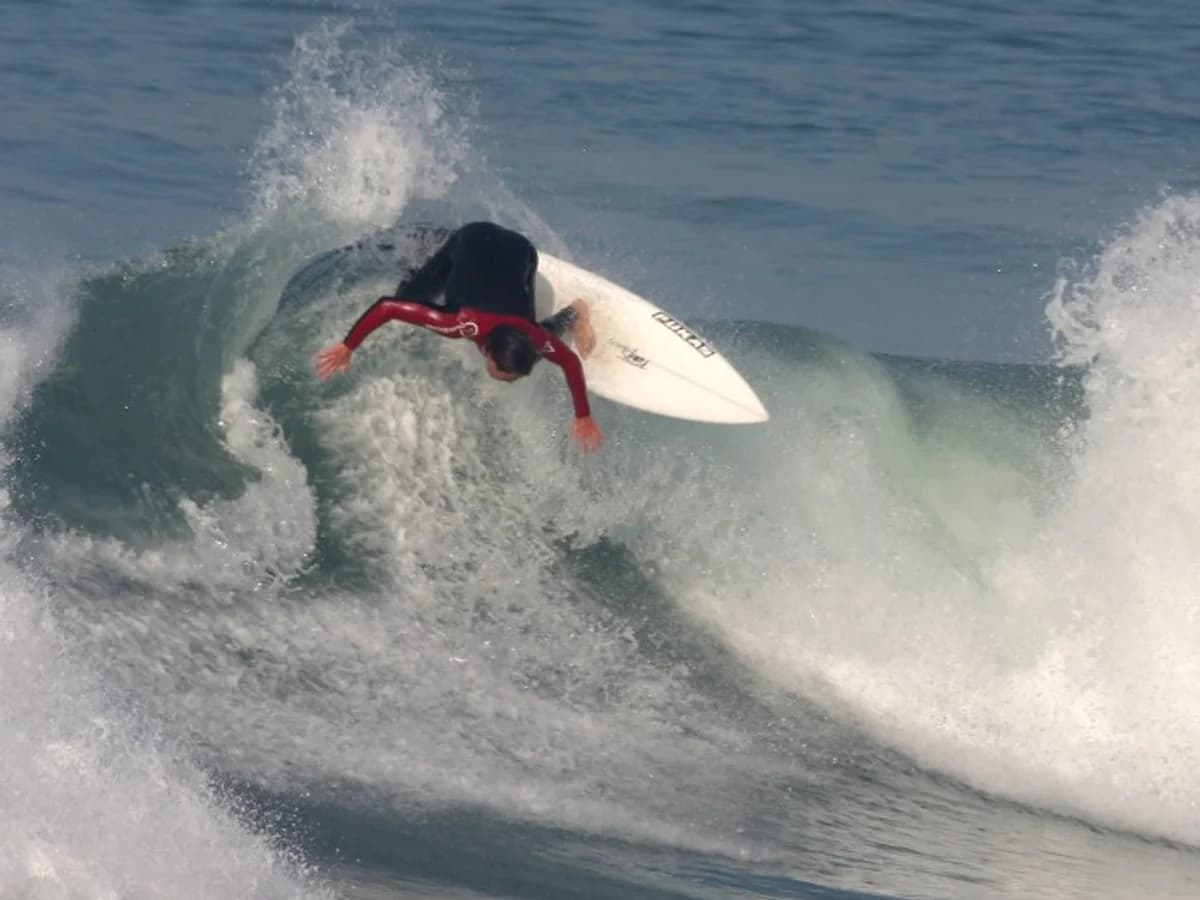 Mambo Beach House surf camp