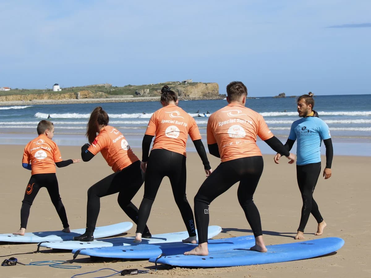 Peniche Surf & Sunset House - Special Surf 78 surf camp