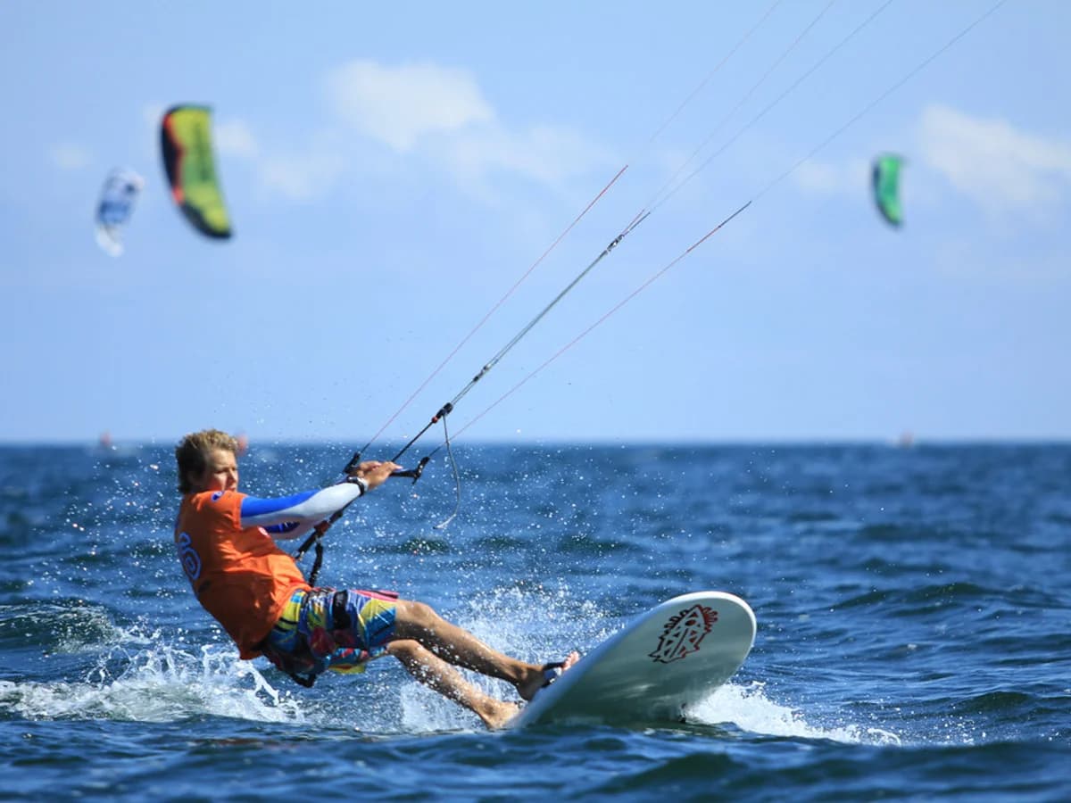 Sea Master VIP surf camp