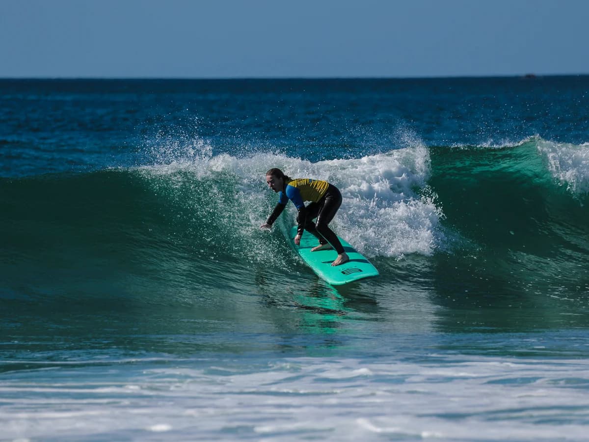 Surf Lisbon - House & School surf camp