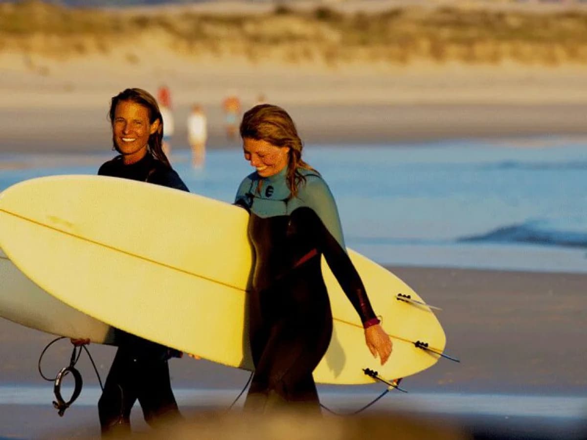 Surfhouse As Furnas surf camp