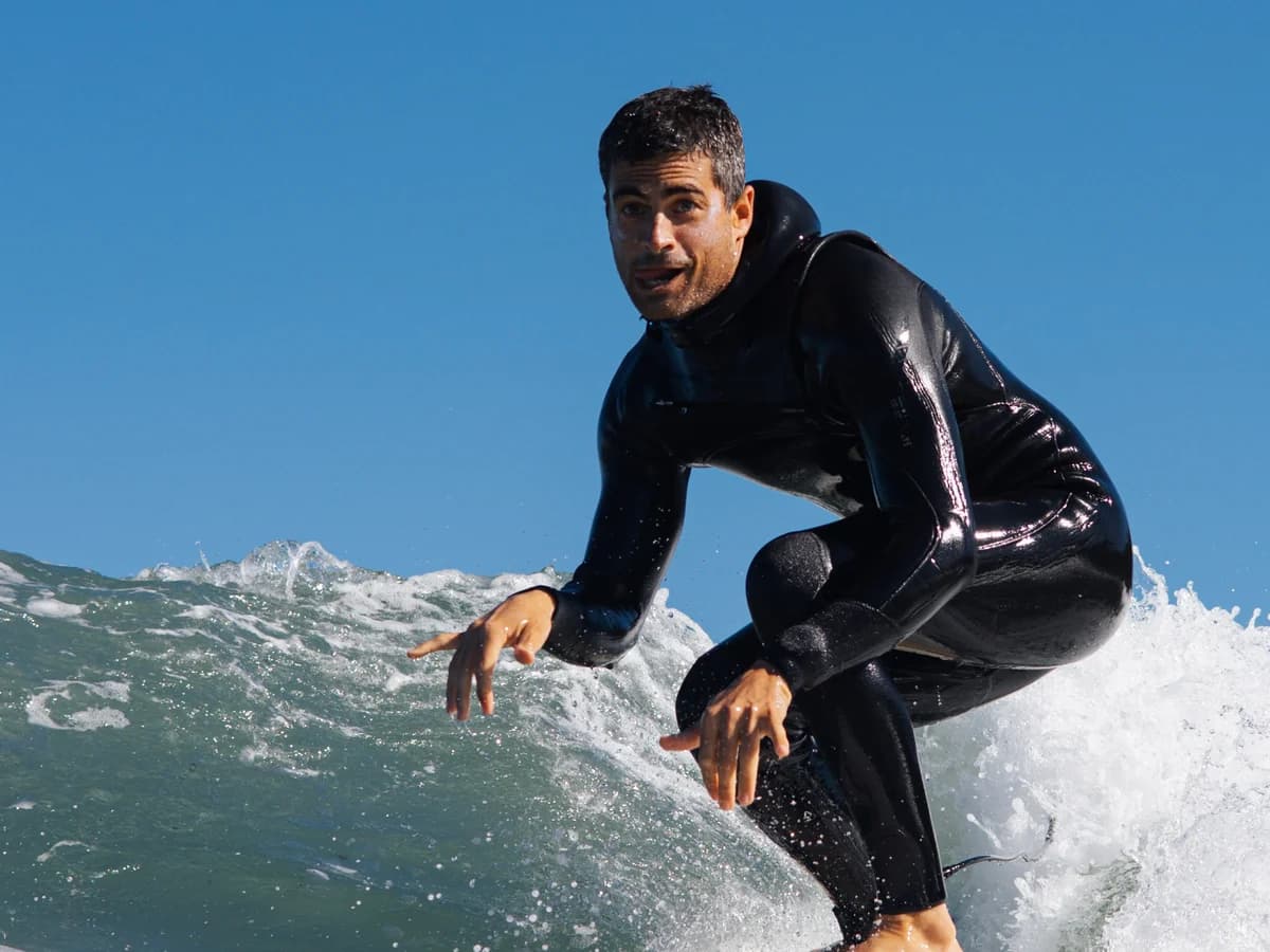 The Peak Surf House surf camp