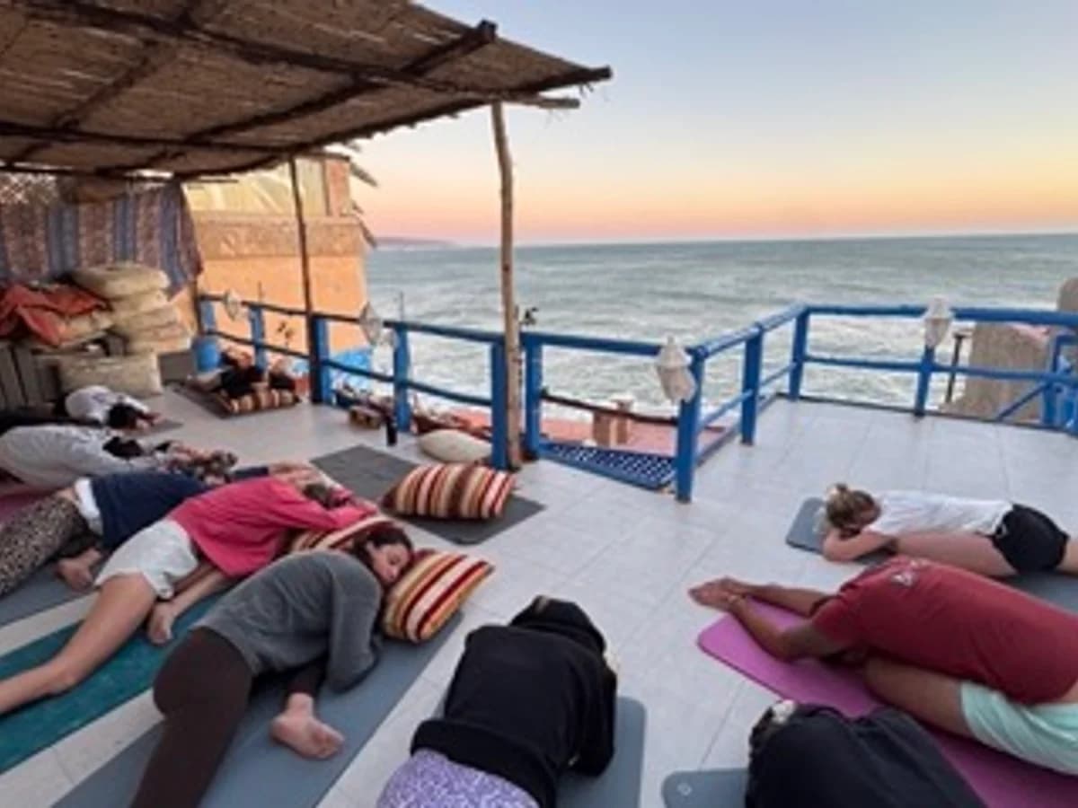 Unam Yoga surf camp