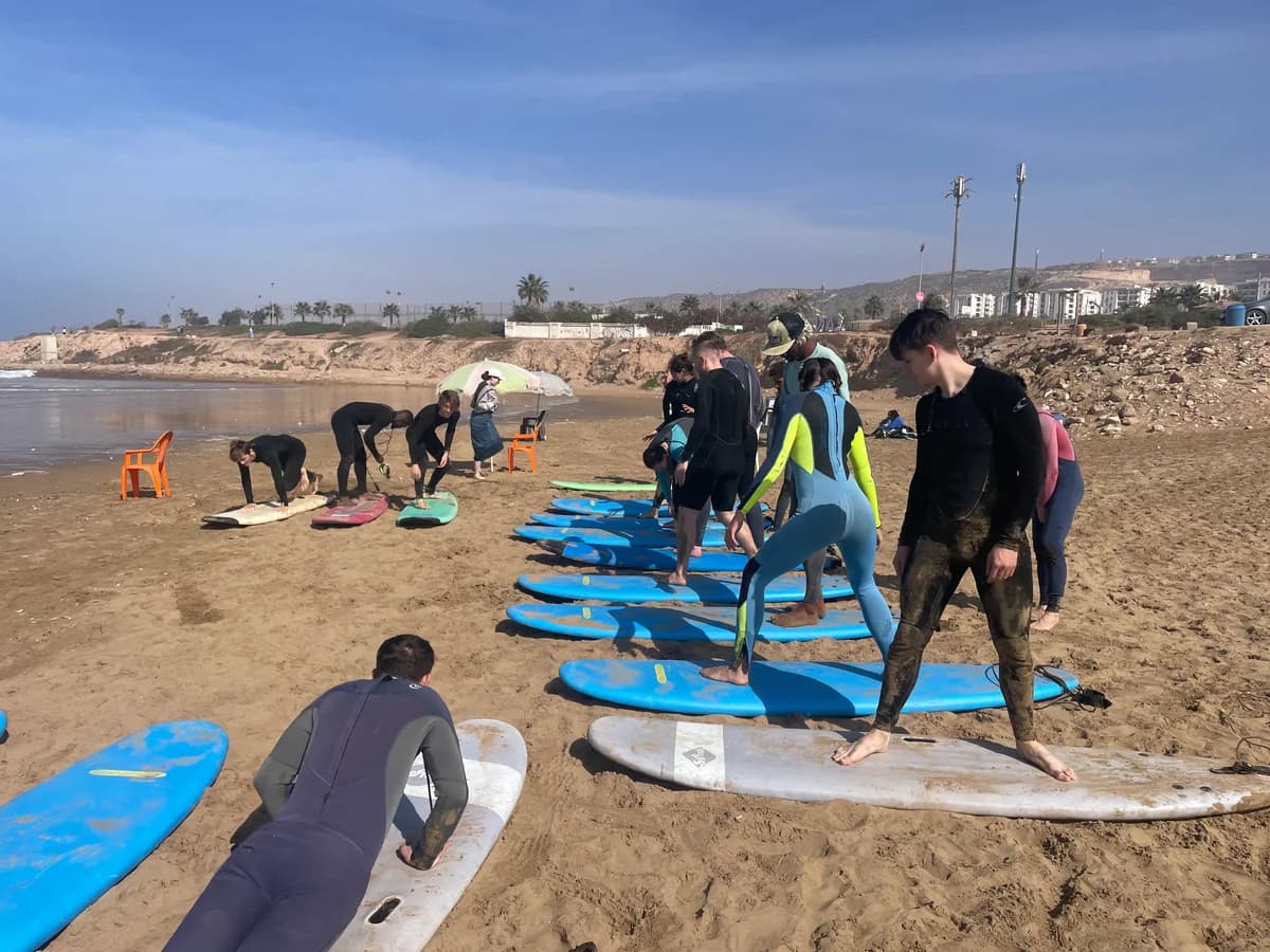 WAVESKY surf camp