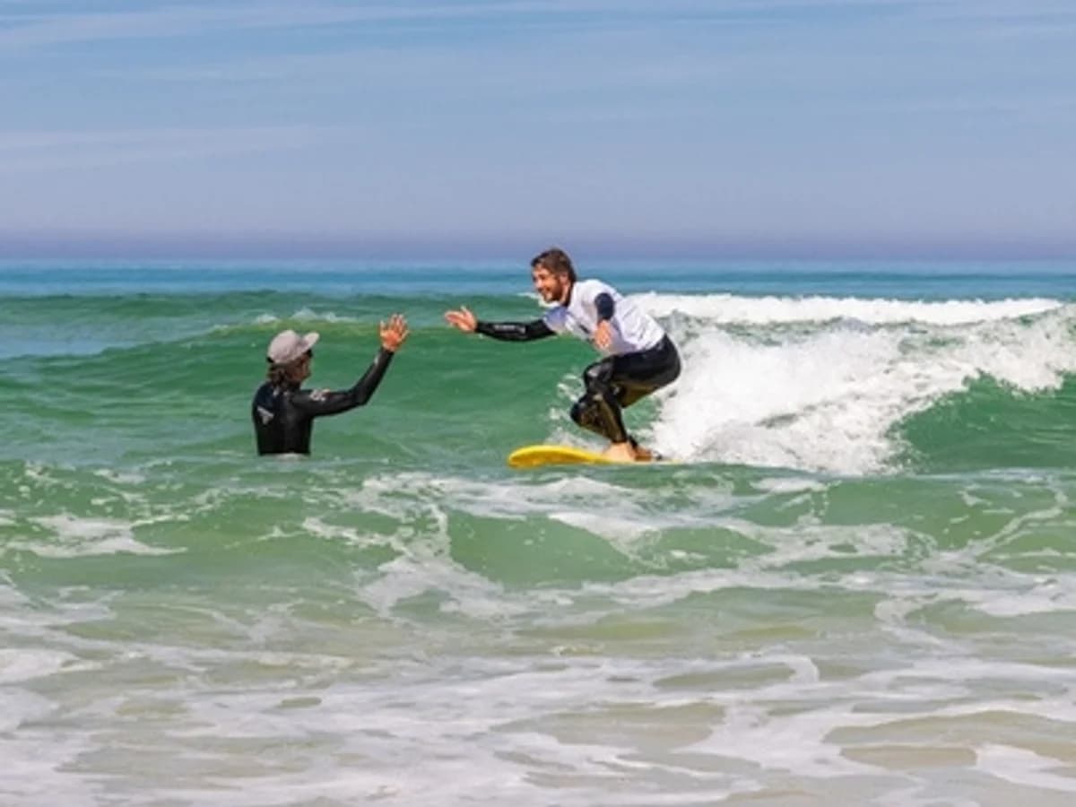 Monkey Surf surf camp