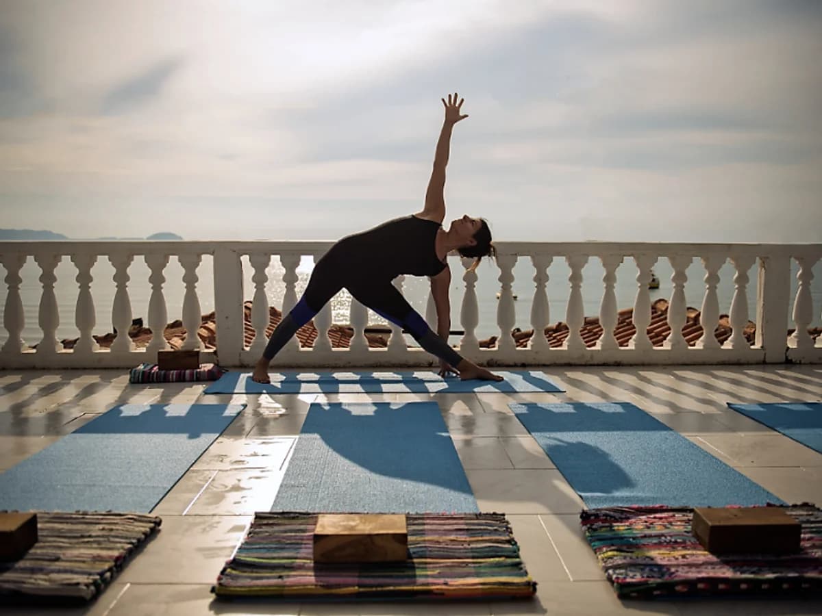 Spiros Family Apartments surf camp